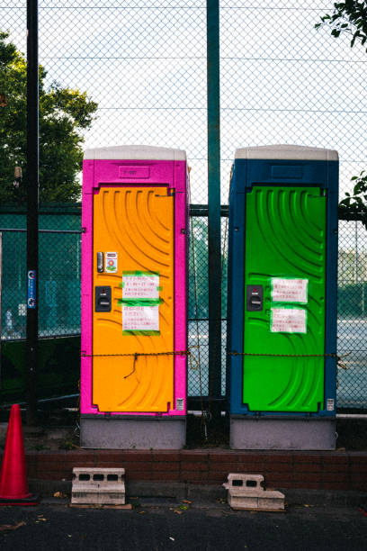 Affordable portable toilet rental in Carlinville, IL